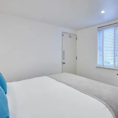 Apartamento Host & - The Courtyard Retreat